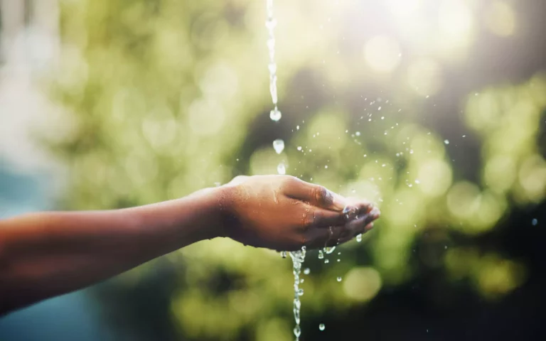 Wat is het waterverbruik van een waterontharder? De feiten op een rijtje