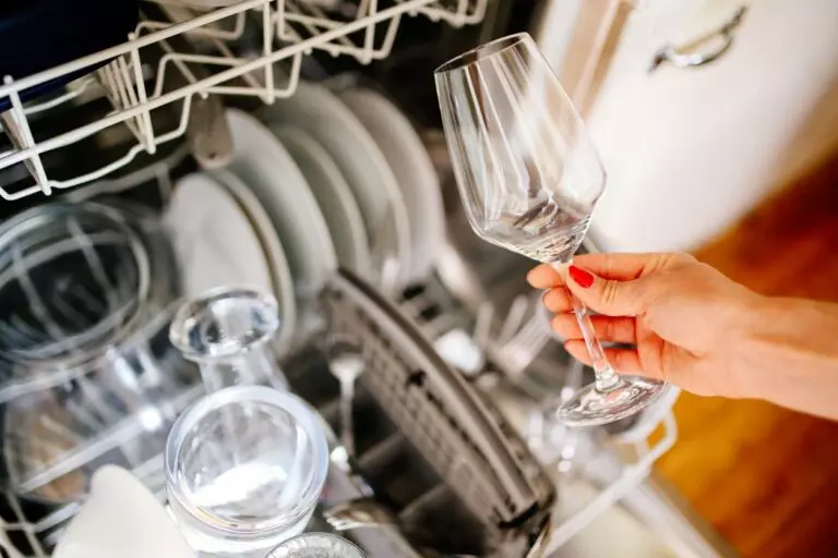 6 conseils pour une vaisselle étincelante