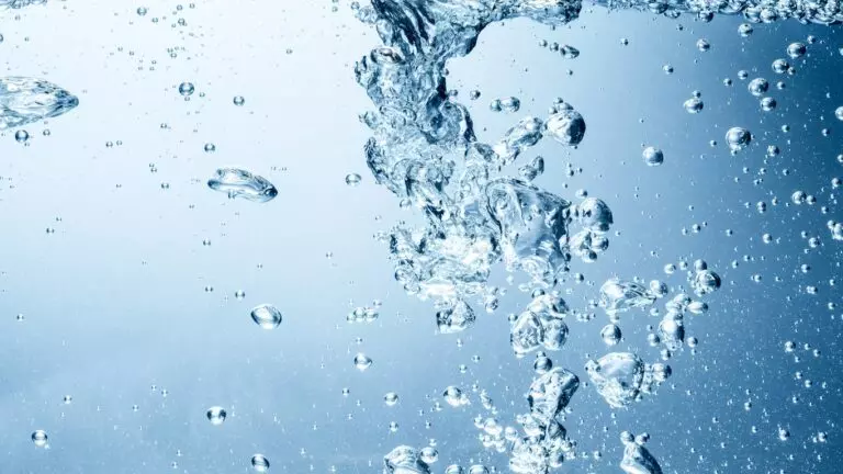 Water zuiveren of ontkalken: wat is het verschil?