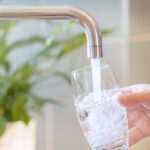 Pour ou contre un filtre à eau sur votre robinet ?