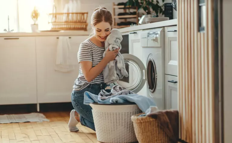 La lessive fonctionne-t-elle vraiment comme un adoucisseur ?